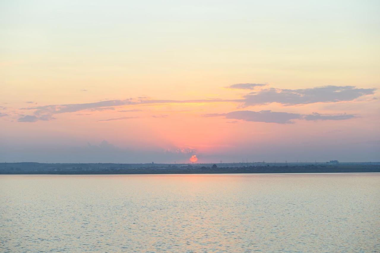 Sunset Lake Apartament Мамая Екстер'єр фото