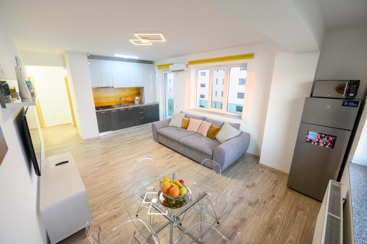 Sunset Lake Apartament Мамая Екстер'єр фото