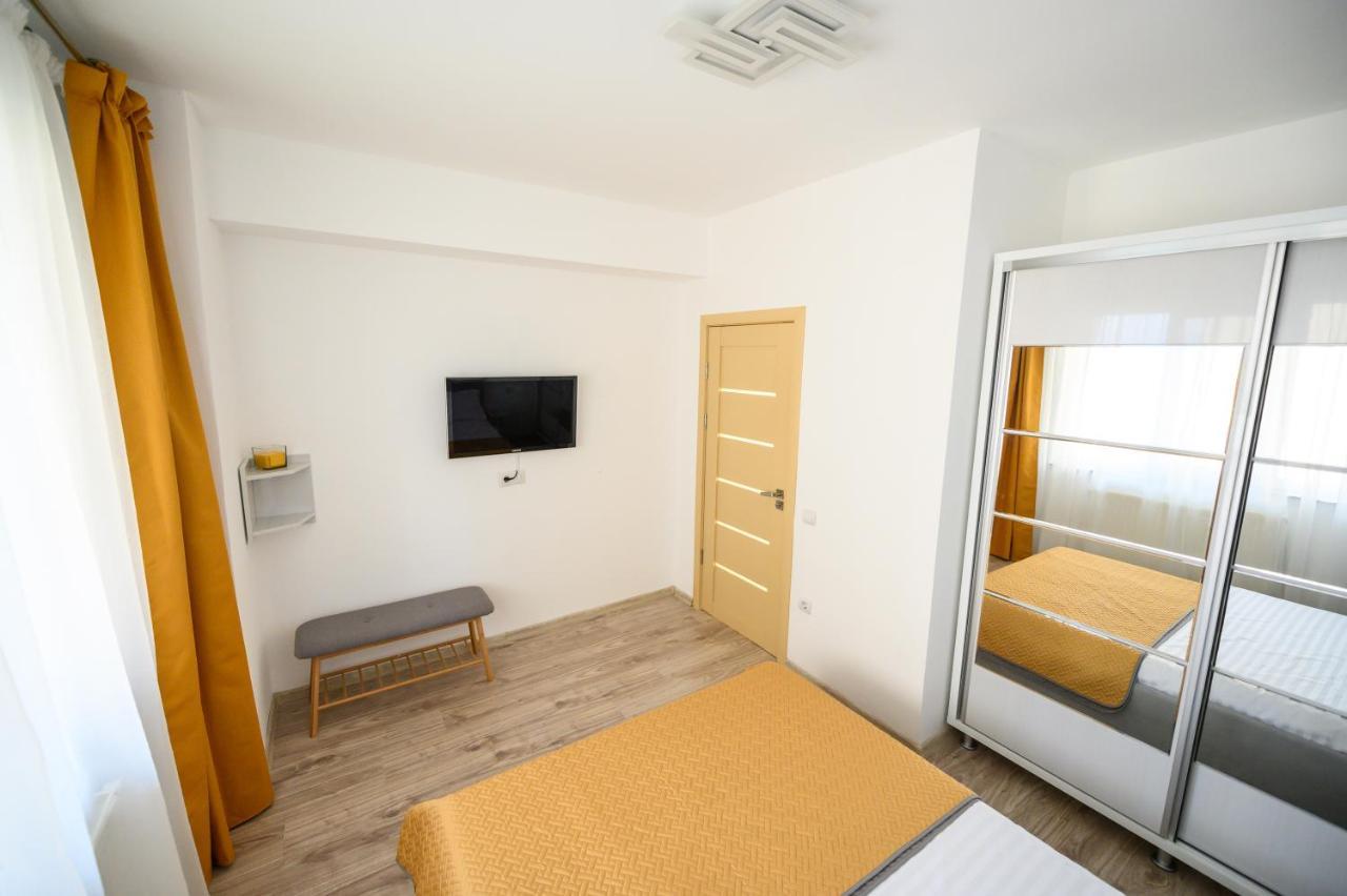 Sunset Lake Apartament Мамая Екстер'єр фото